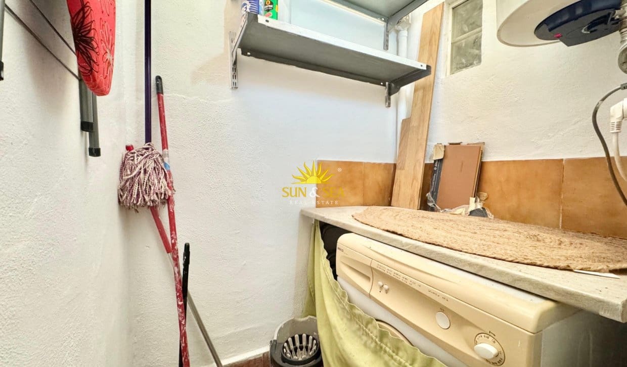 Appartement de 1 chambre à louer à Gran Alacant avec piscine - 700 € (Ref: 9474401)