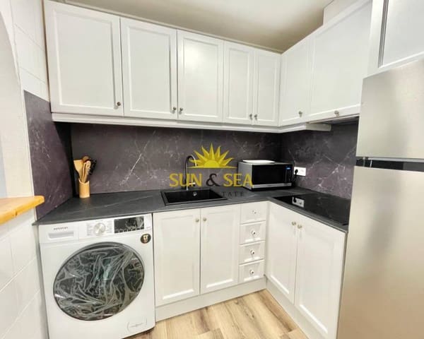 Estudio de 1 habitación en Avenida Habaneras - Curva de Palangre, Torrevieja en alquiler con piscina - 700 € (Ref: 9479261)