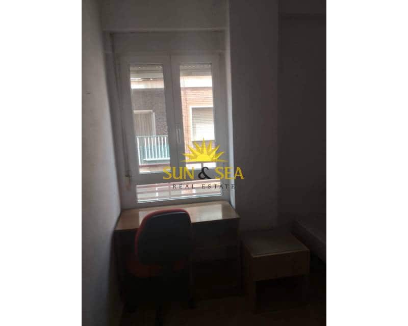 4 soverom Leilighet til leie i Murcia by - € 1 050 (Ref: 9479404)