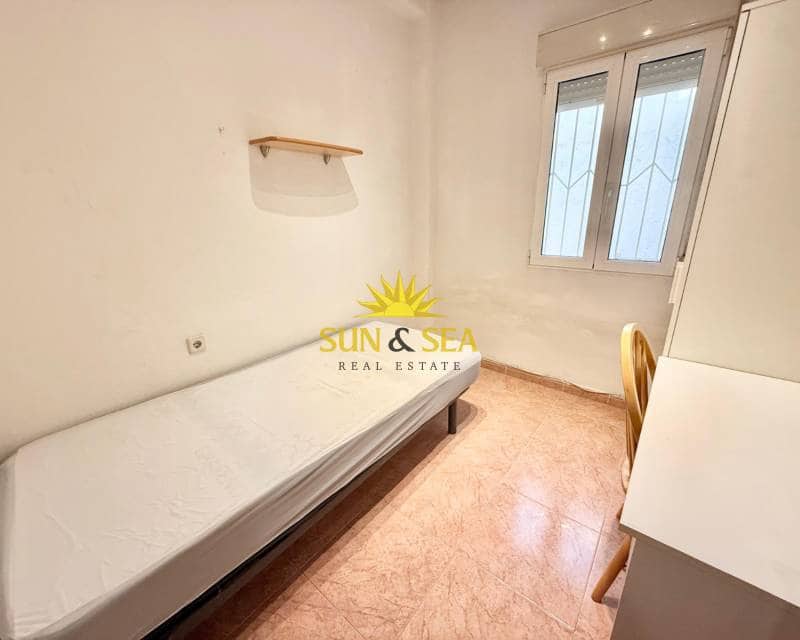 4 camera da letto Appartamento da affittare in Murcia citta - 1.050 € (Rif: 9479404)