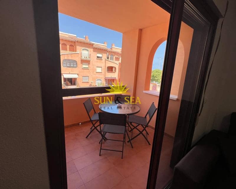 2 Zimmer Apartment zu vermieten in Torrevieja mit Pool - 900 € (Ref: 9479405)
