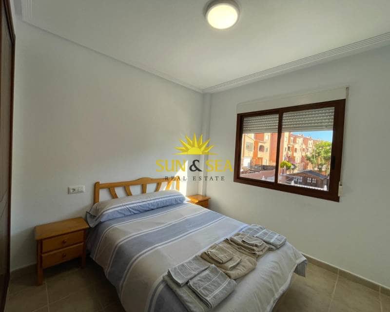 2 Zimmer Apartment zu vermieten in Torrevieja mit Pool - 900 € (Ref: 9479405)