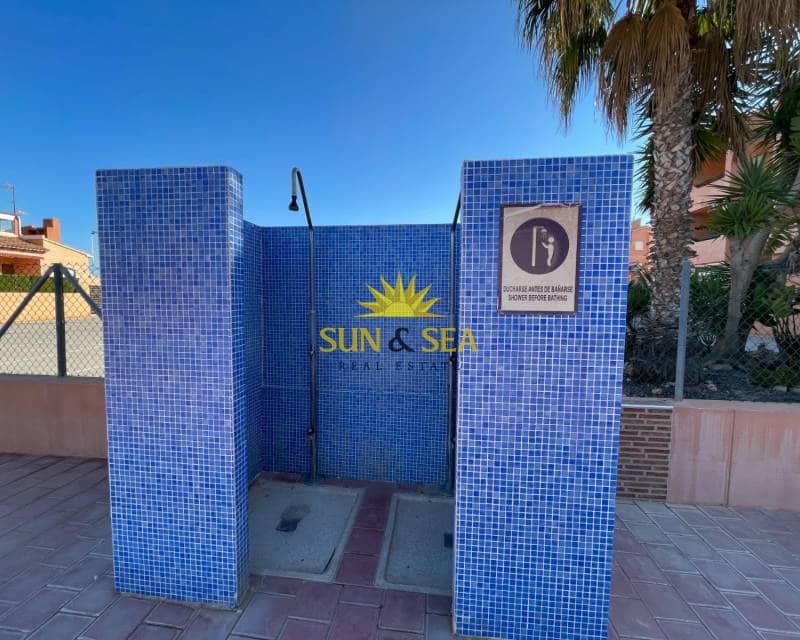 2 Zimmer Apartment zu vermieten in Torrevieja mit Pool - 900 € (Ref: 9479405)