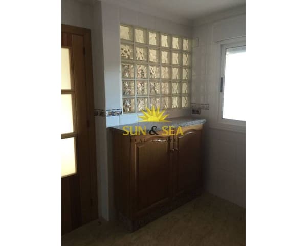 Apartamento de 2 habitaciones en Daya Nueva en venta con garaje - 260.000 € (Ref: 9479407)