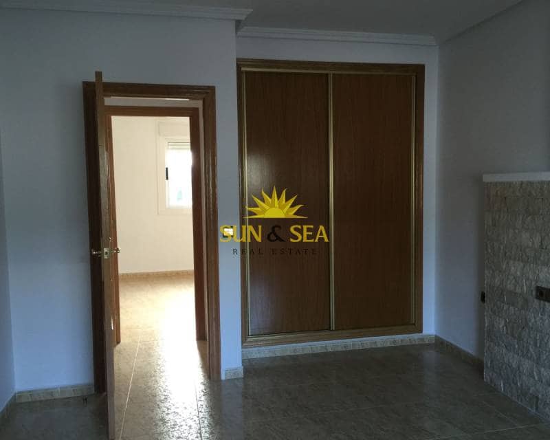 Apartamento de 2 habitaciones en Daya Nueva en venta con garaje - 260.000 € (Ref: 9479407)