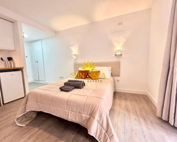 Estudio de 1 habitación en Avenida Habaneras - Curva de Palangre, Torrevieja en alquiler con piscina - 700 € (Ref: 9479408)