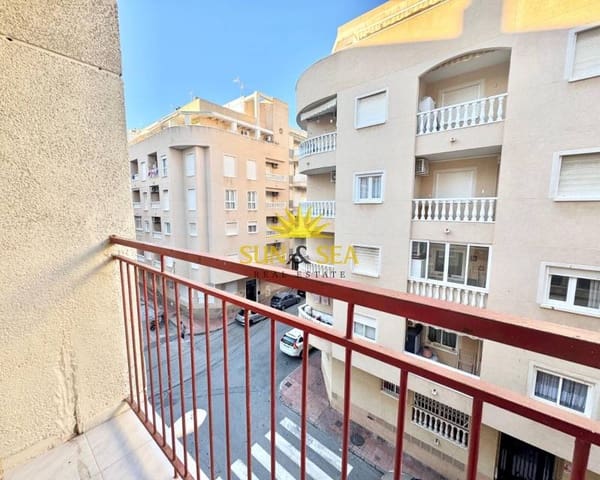 Estudio de 1 habitación en Avenida Habaneras - Curva de Palangre, Torrevieja en alquiler con piscina - 700 € (Ref: 9479408)
