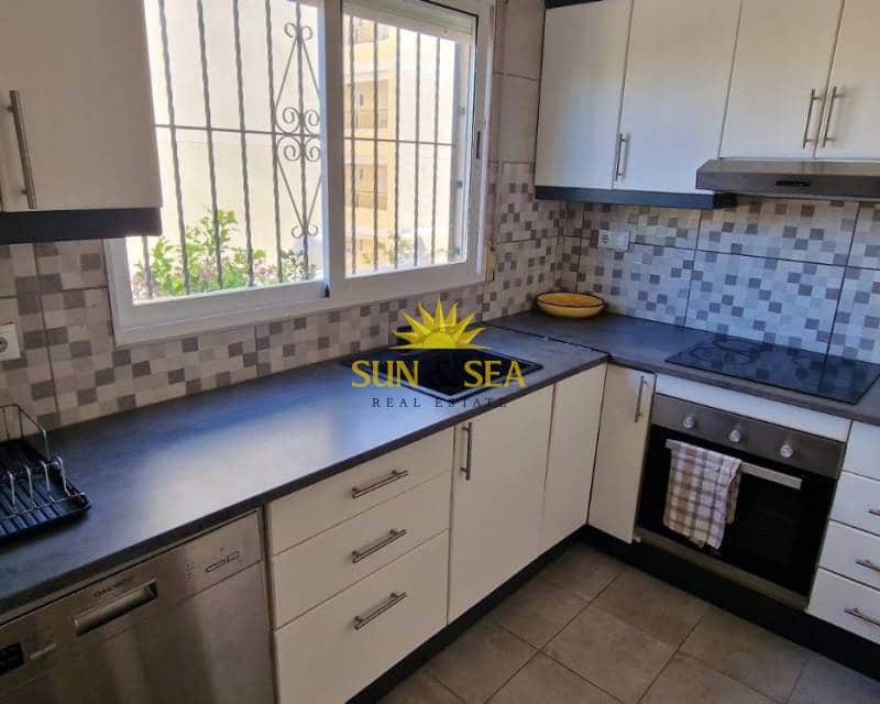 3 makuuhuone Huoneisto vuokrattavana paikassa Filipinas mukana uima-altaan 
autotalli - 1 200 € (Ref: 9480706)