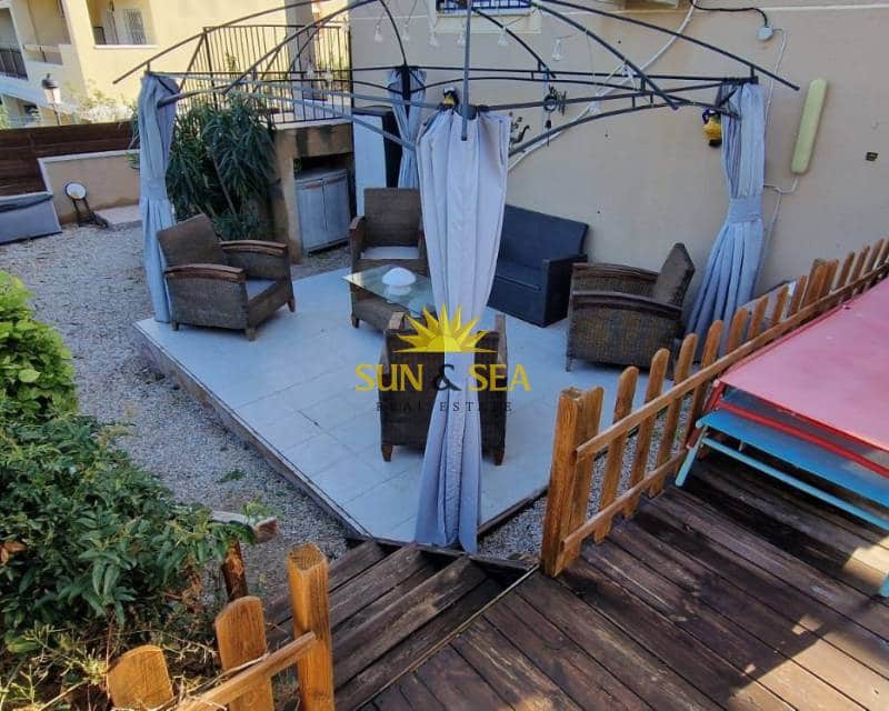 3 makuuhuone Huoneisto vuokrattavana paikassa Filipinas mukana uima-altaan 
autotalli - 1 200 € (Ref: 9480706)