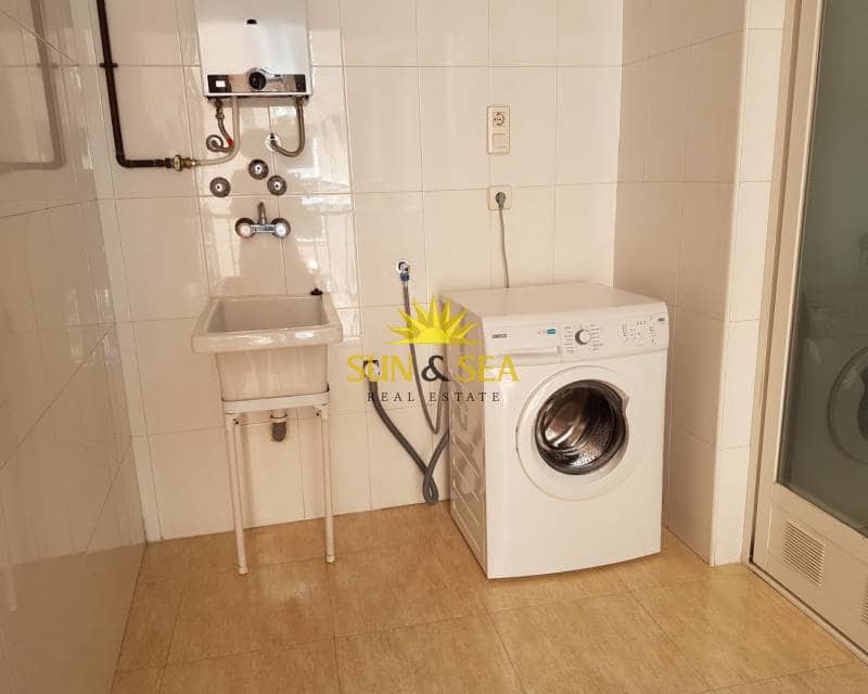 4 bedroom Apartment for sale in Molina de Segura with garage - € 180,000 (Ref: 9480739)