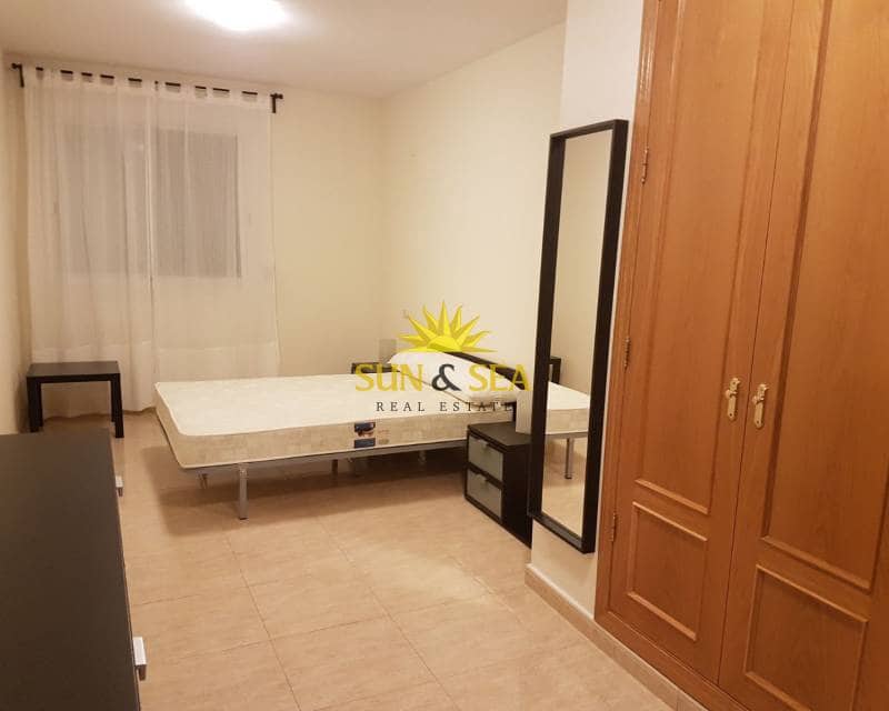 4 bedroom Apartment for sale in Molina de Segura with garage - € 180,000 (Ref: 9480739)