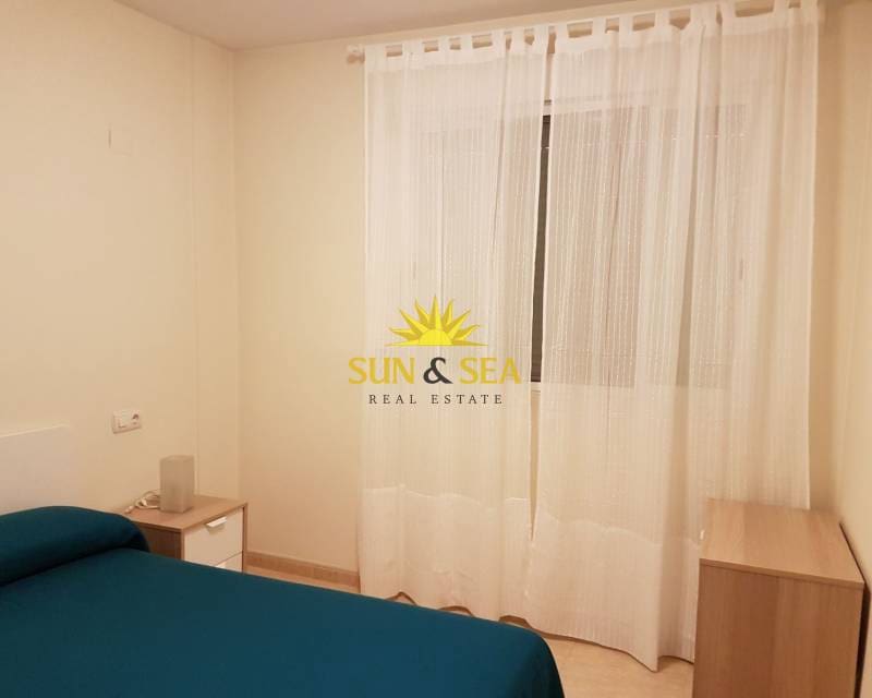 4 bedroom Apartment for sale in Molina de Segura with garage - € 180,000 (Ref: 9480739)