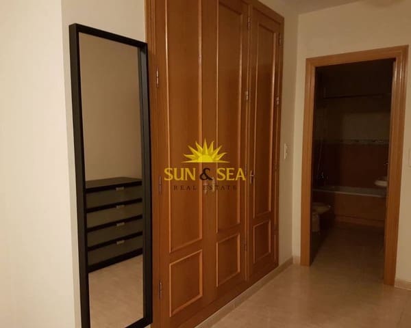 4 bedroom Apartment for sale in Molina de Segura with garage - € 180,000 (Ref: 9480739)