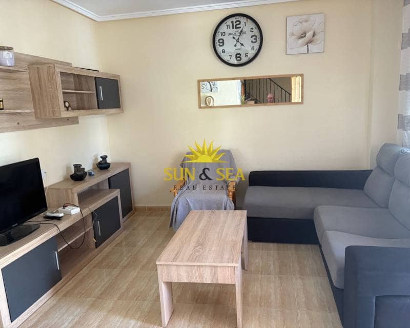 Apartamento de 3 habitaciones en Algorfa en alquiler con piscina - 1.200 € (Ref: 9481360)