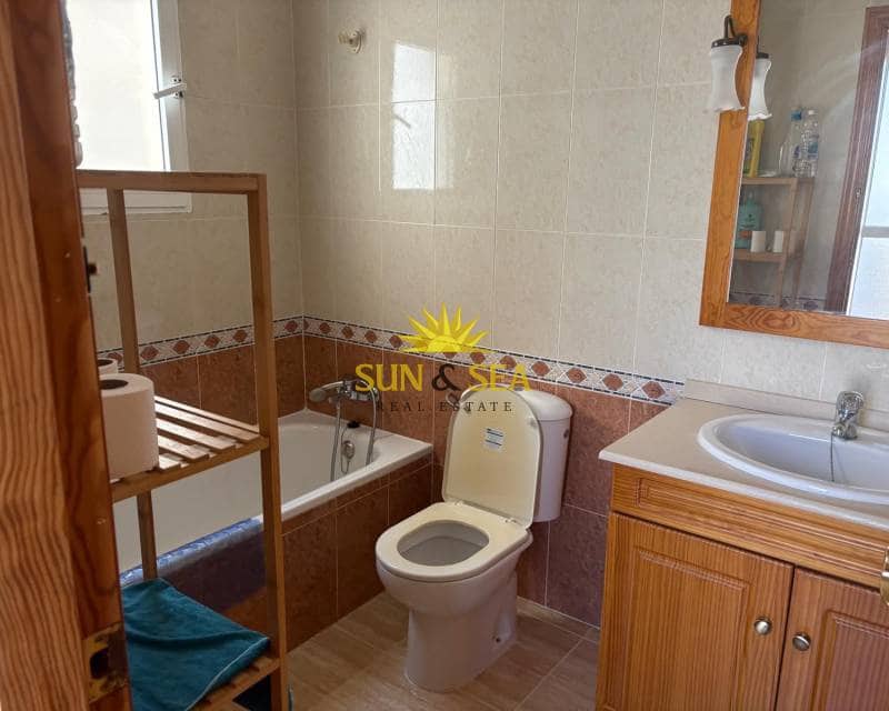 Apartamento de 3 habitaciones en Algorfa en alquiler con piscina - 1.200 € (Ref: 9481360)