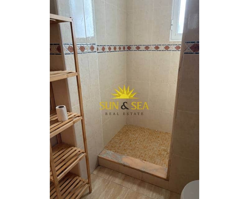 Apartamento de 3 habitaciones en Algorfa en alquiler con piscina - 1.200 € (Ref: 9481360)