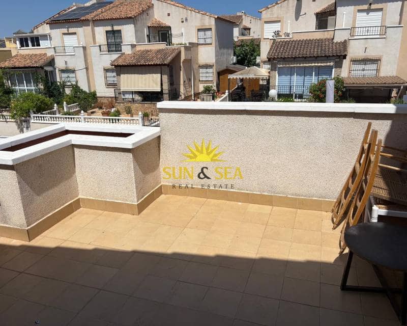 Apartamento de 3 habitaciones en Algorfa en alquiler con piscina - 1.200 € (Ref: 9481360)