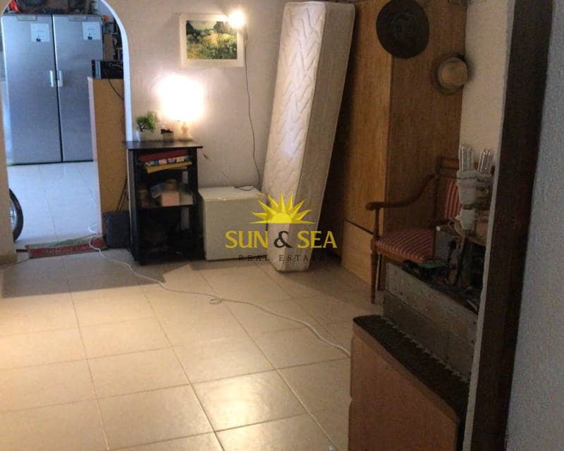 3 bedroom Villa for sale in Busot with pool garage - € 210,000 (Ref: 9481361)