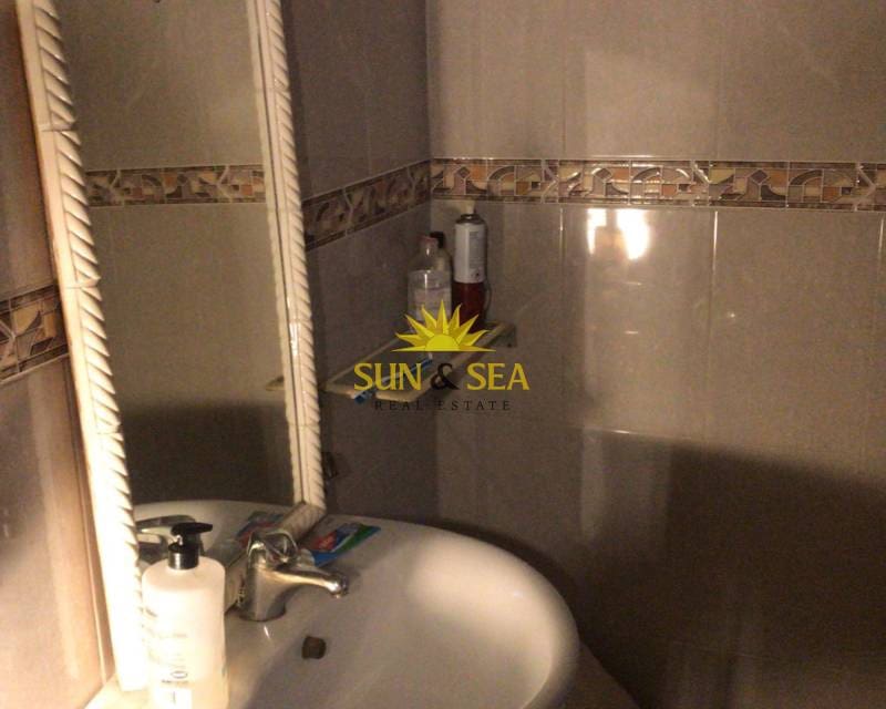 3 bedroom Villa for sale in Busot with pool garage - € 210,000 (Ref: 9481361)