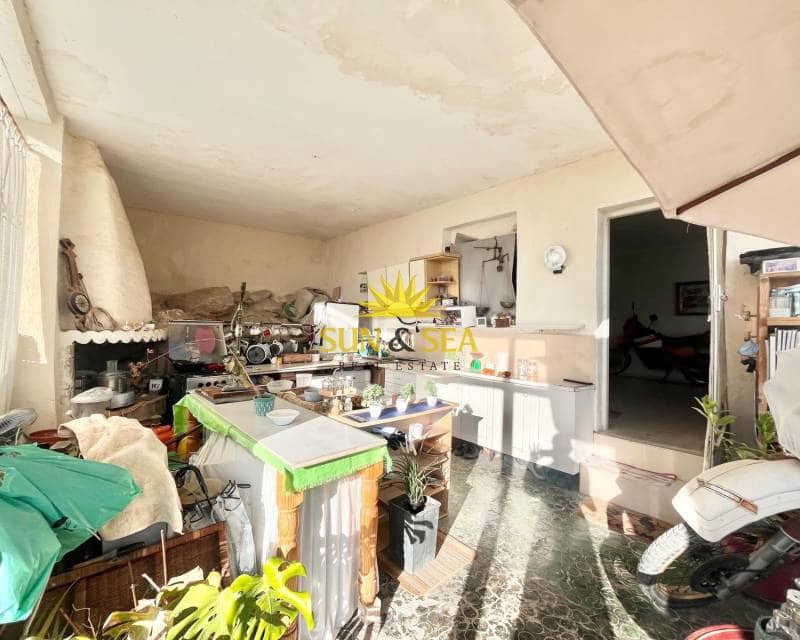 3 sypialnia Willa na sprzedaż w Busot z basenem garażem - 210 000 € (Ref: 9481361)