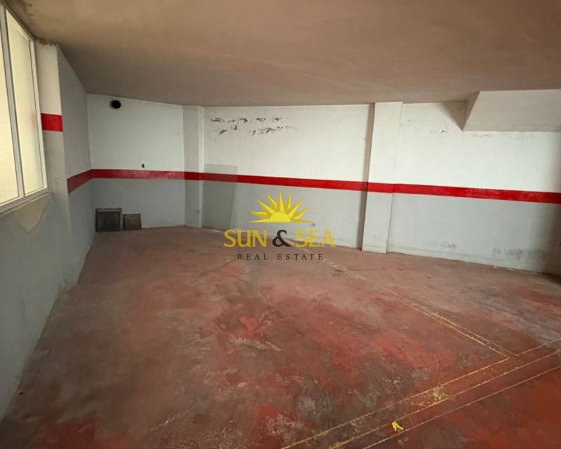 2 bedroom Apartment for rent in San Pedro del Pinatar with garage - € 750 (Ref: 9481363)