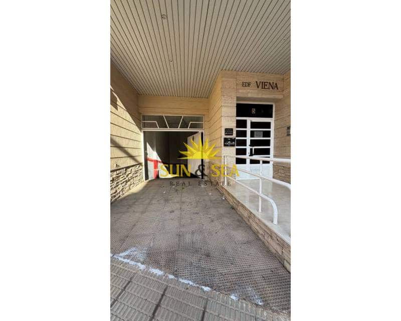 2 bedroom Apartment for rent in San Pedro del Pinatar with garage - € 750 (Ref: 9481363)