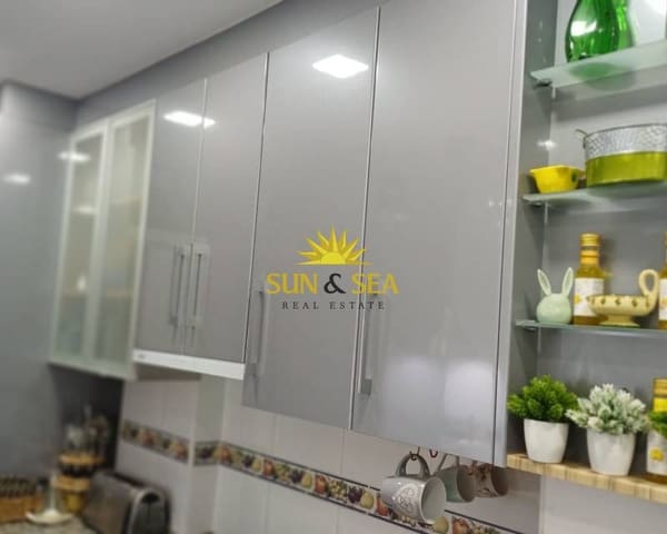 3 bedroom Apartment for sale in Barrio del Centro, Alicante / Alacant city - € 330,000 (Ref: 9482210)