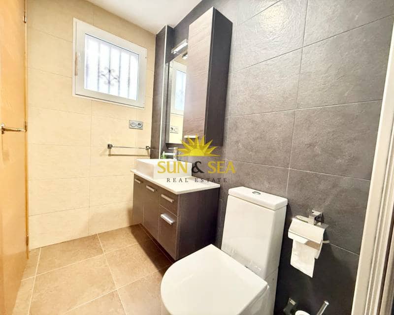 3 slaapkamer Appartement te koop in Almoradi - € 125.000 (Ref: 9482406)