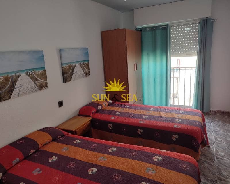 3 soveværelse Lejlighed til leje i Puerto de Mazarron - € 600 (Ref: 9483188)