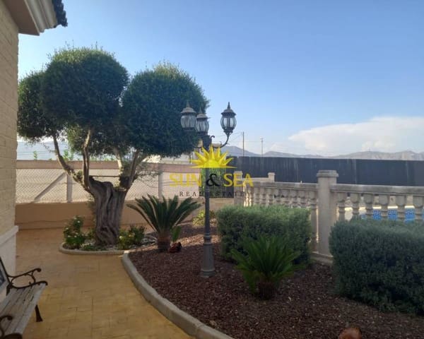 4 soveværelse Villa til salg i Los Desamparados, Orihuela med swimmingpool garage - € 375.000 (Ref: 9483190)