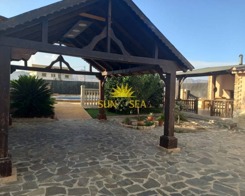 4 soveværelse Villa til salg i Orihuela med swimmingpool garage - € 375.000 (Ref: 9483190)