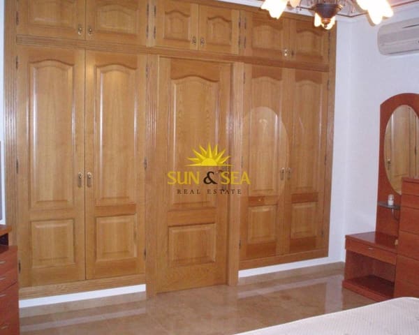 4 soveværelse Villa til salg i Los Desamparados, Orihuela med swimmingpool garage - € 375.000 (Ref: 9483190)