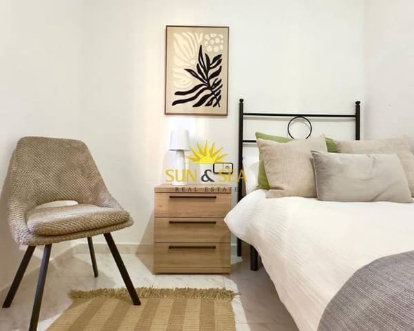 Apartamento de 2 habitaciones en Nueva Torrevieja, Torrevieja en venta con piscina - 150.000 € (Ref: 9483936)