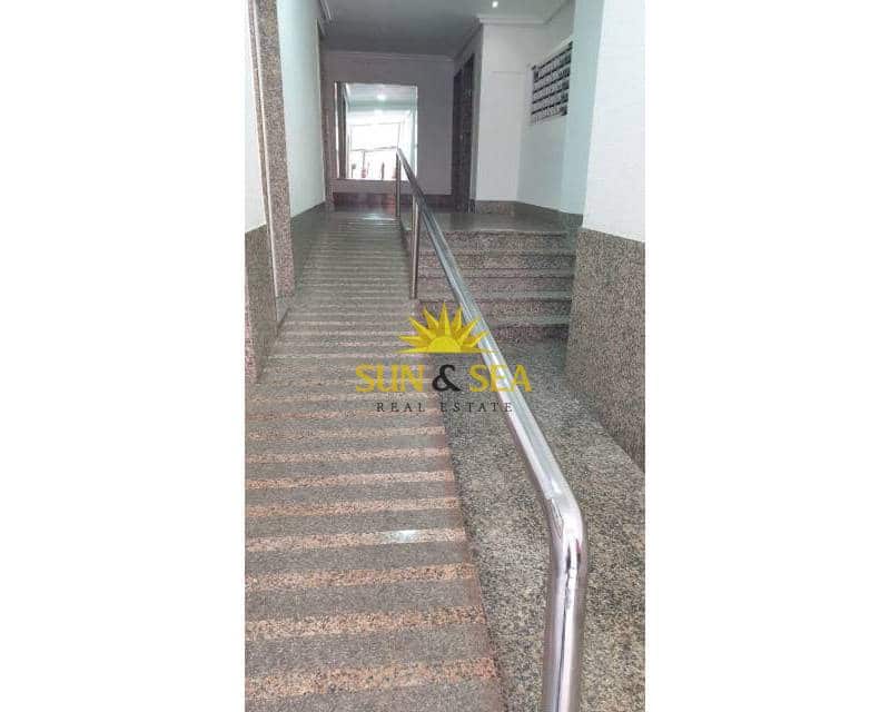 1 bedroom Apartment for rent in Murcia city - € 900 (Ref: 9484063)