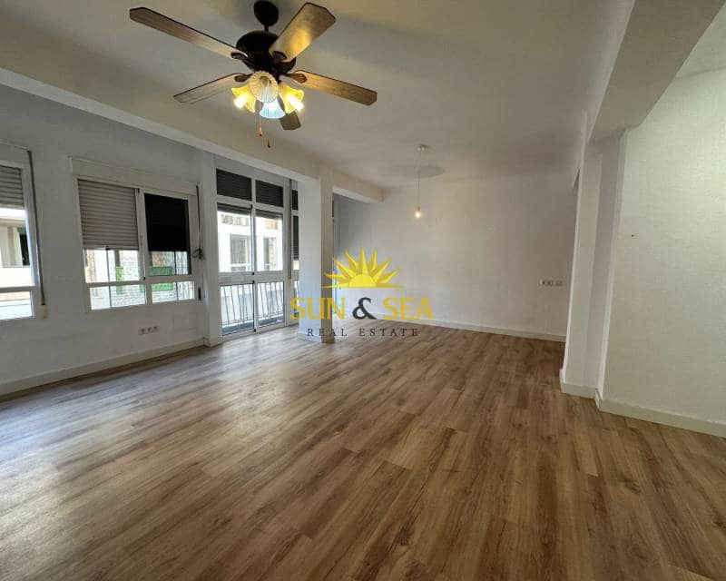 2 bedroom Apartment for rent in Cartagena - € 1,200 (Ref: 9484065)