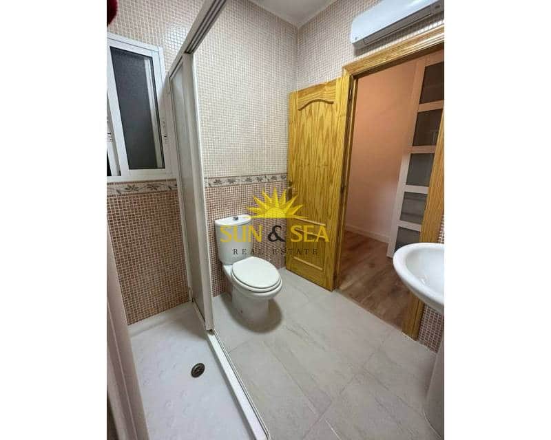 2 bedroom Apartment for rent in Cartagena - € 1,200 (Ref: 9484065)