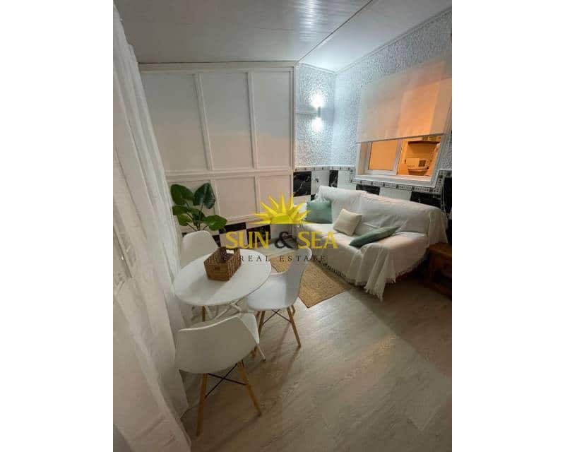 1 bedroom Apartment for sale in Gran Alacant with pool - € 175,000 (Ref: 9490086)