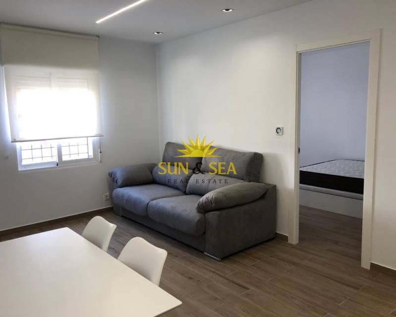 1 soveværelse Lejlighed til leje i Elche / Elx - € 650 (Ref: 9490895)