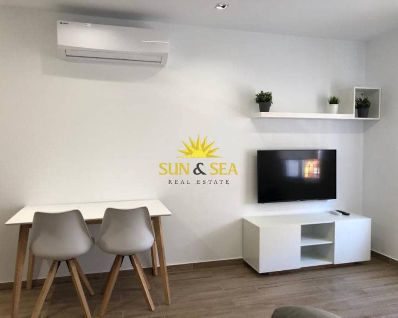 1 soveværelse Lejlighed til leje i Elche / Elx - € 650 (Ref: 9490895)