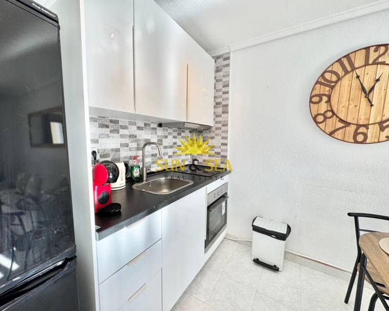 2 makuuhuone Omakotitalo vuokrattavana paikassa Ciudad Quesada - 800 € (Ref: 9493852)