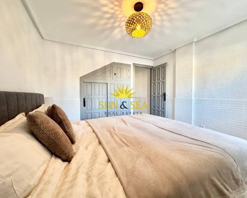 2 makuuhuone Omakotitalo vuokrattavana paikassa Ciudad Quesada - 800 € (Ref: 9493852)