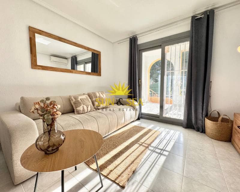 2 makuuhuone Omakotitalo vuokrattavana paikassa Ciudad Quesada - 800 € (Ref: 9493852)