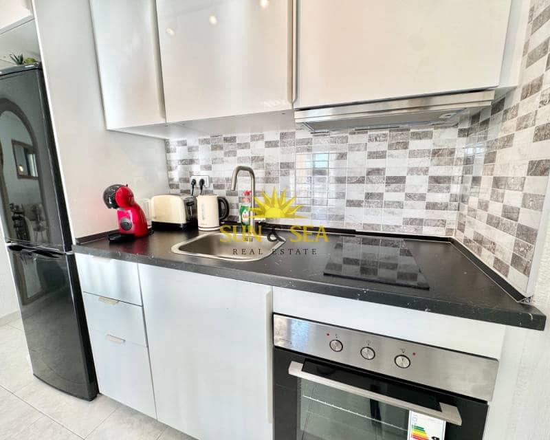 2 makuuhuone Omakotitalo vuokrattavana paikassa Ciudad Quesada - 800 € (Ref: 9493852)