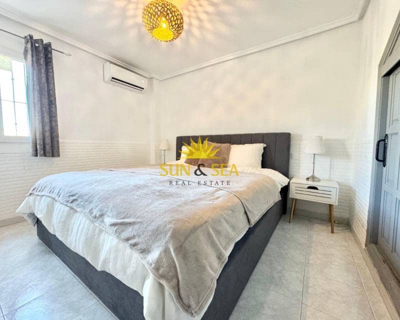 2 makuuhuone Omakotitalo vuokrattavana paikassa Ciudad Quesada - 800 € (Ref: 9493852)