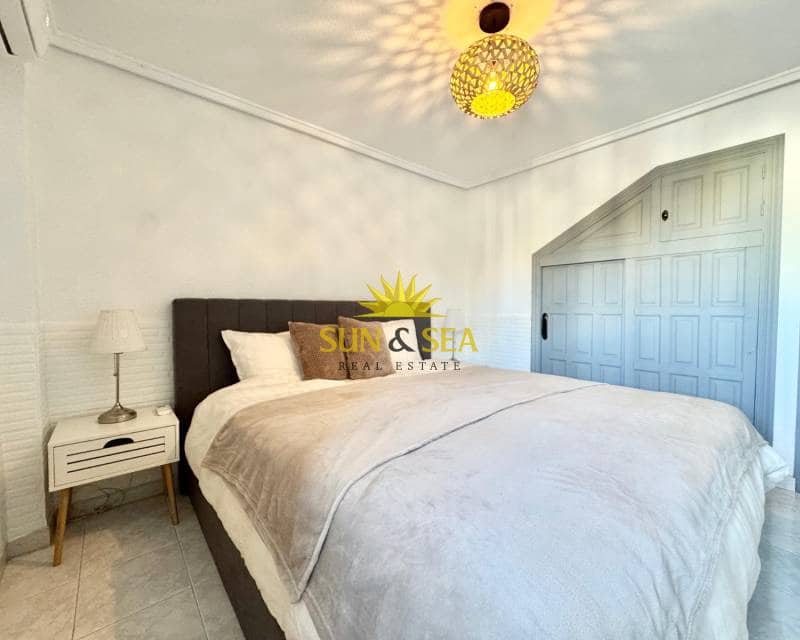 2 makuuhuone Omakotitalo vuokrattavana paikassa Ciudad Quesada - 800 € (Ref: 9493852)