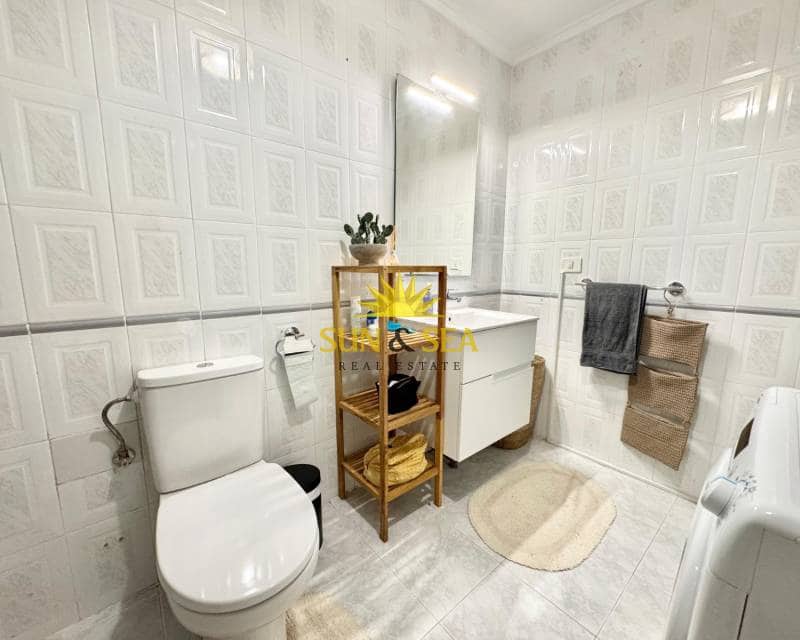 2 makuuhuone Omakotitalo vuokrattavana paikassa Ciudad Quesada - 800 € (Ref: 9493852)