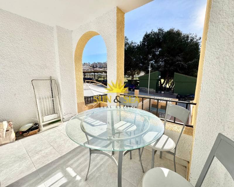 2 makuuhuone Omakotitalo vuokrattavana paikassa Ciudad Quesada - 800 € (Ref: 9493852)