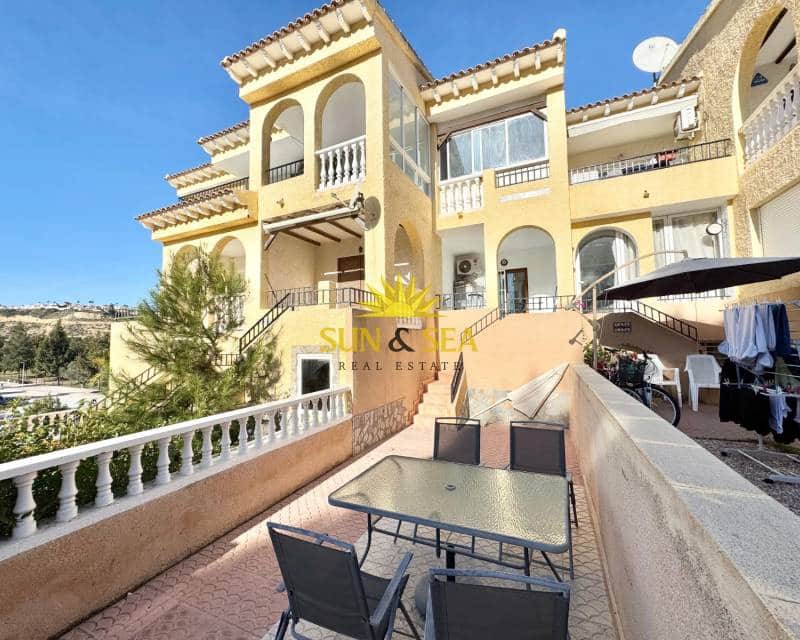 2 makuuhuone Omakotitalo vuokrattavana paikassa Ciudad Quesada - 800 € (Ref: 9493852)