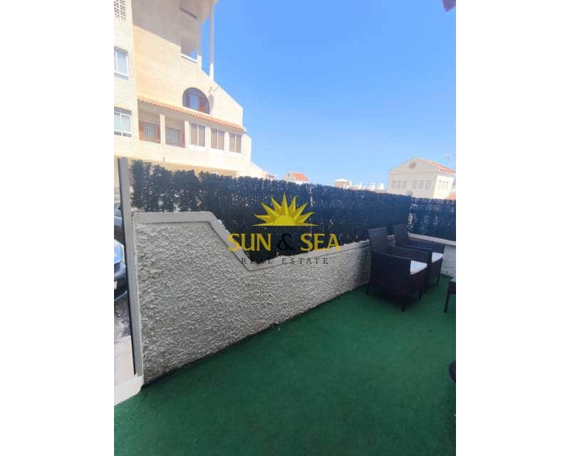 1 Zimmer Apartment zu vermieten in Arenales del Sol mit Pool - 700 € (Ref: 9493937)