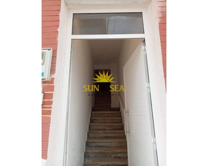 Apartamento de 2 habitaciones en Los Alcázares en venta - 159.900 € (Ref: 9495570)